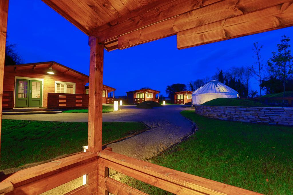 Hotel Giltraps Townhouse & Glamping à Kinnitty Chambre photo