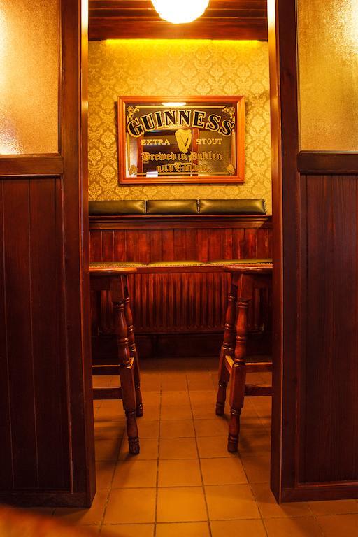 Hotel Giltraps Townhouse & Glamping à Kinnitty Extérieur photo