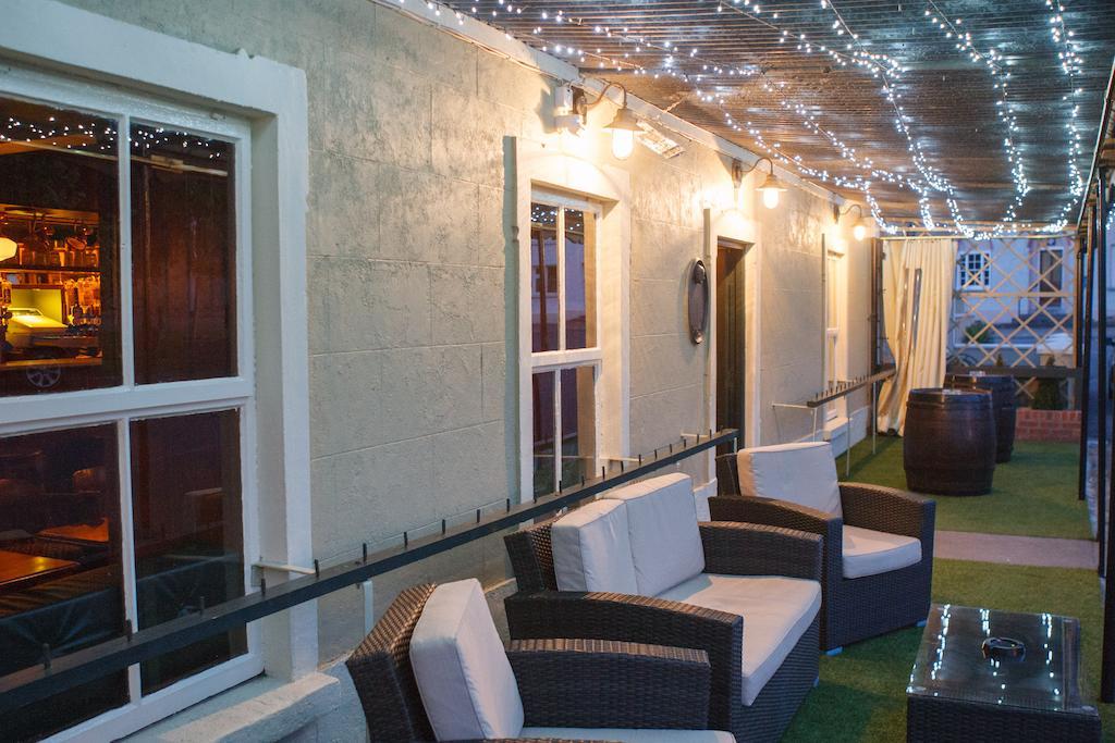 Hotel Giltraps Townhouse & Glamping à Kinnitty Extérieur photo