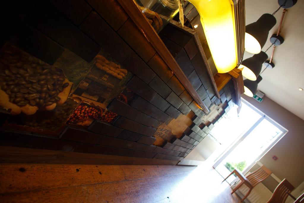 Hotel Giltraps Townhouse & Glamping à Kinnitty Extérieur photo