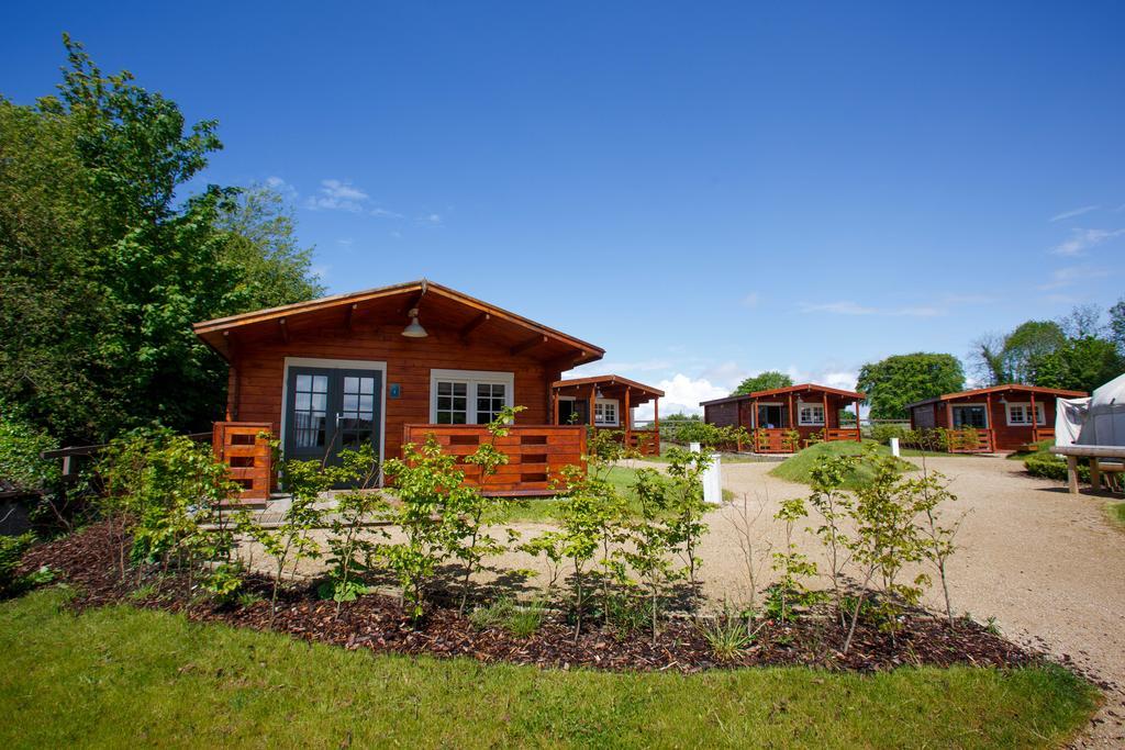 Hotel Giltraps Townhouse & Glamping à Kinnitty Extérieur photo